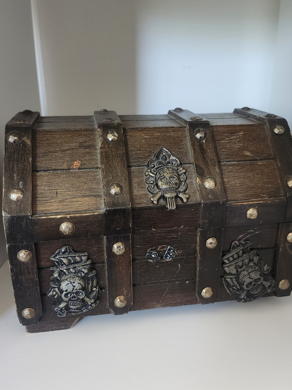 Vintage Wooden Pirate Treasure Chest Box Velvet Lined Storage Trunk Decor Repair